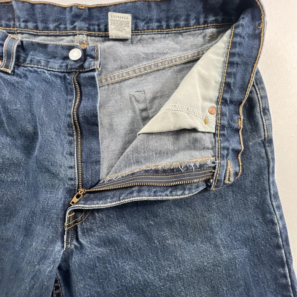 2000's Levi's 550 Jeans Men's Tag 36x32 Relaxed Fit Blue Denim Y2K Classic